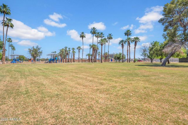 4323 N 13TH Place, Phoenix, AZ 85014