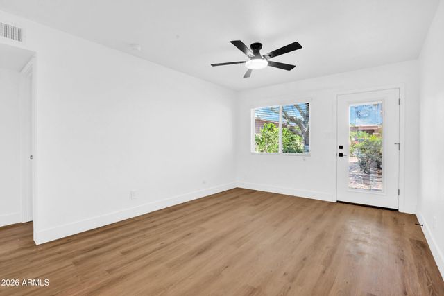 4323 N 13TH Place, Phoenix, AZ 85014
