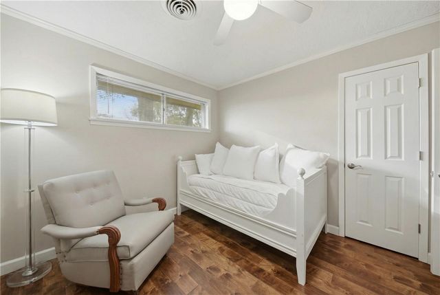 2007 Geney Street, Brenham, TX 77833