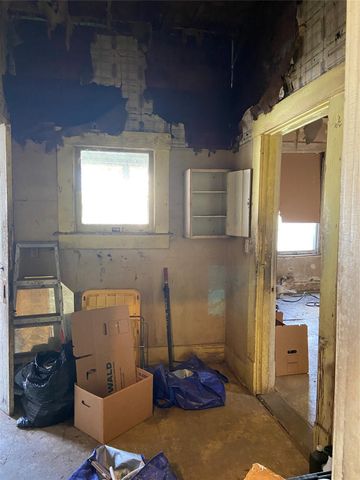 213 Hunt Street, Houston, TX 77003