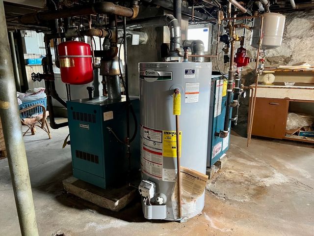 152-154 Chestnut St, New Bedford, MA 02740