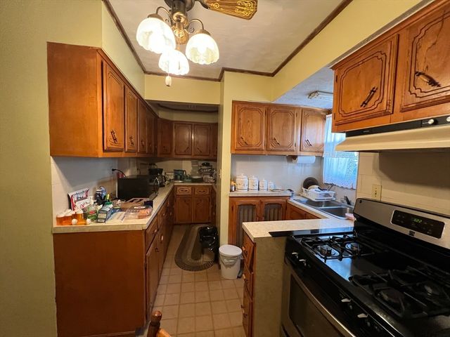 152-154 Chestnut St, New Bedford, MA 02740