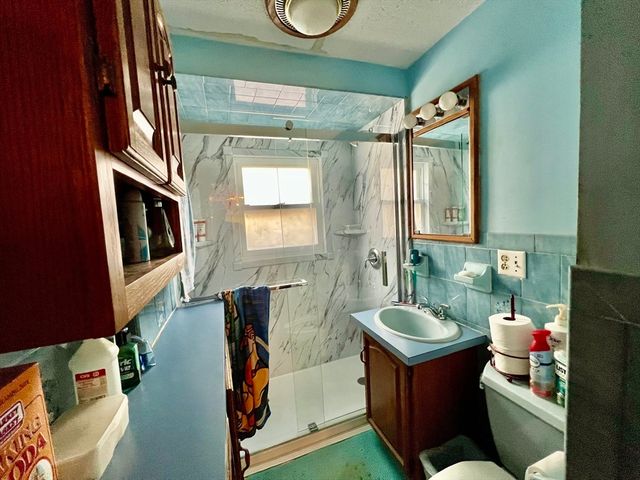 152-154 Chestnut St, New Bedford, MA 02740