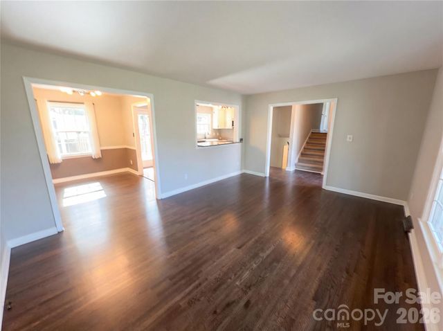 7700 Meadowdale Lane, Charlotte, NC 28212