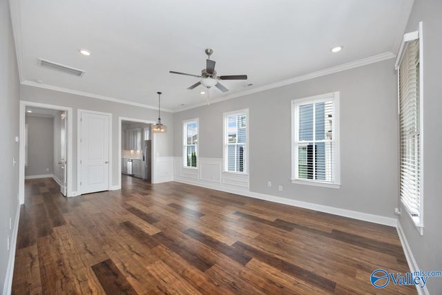 32 Pine Street NW, Huntsville, AL 35806