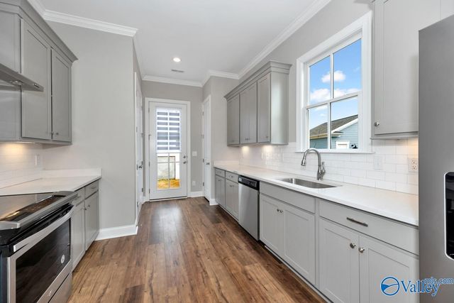 32 Pine Street NW, Huntsville, AL 35806