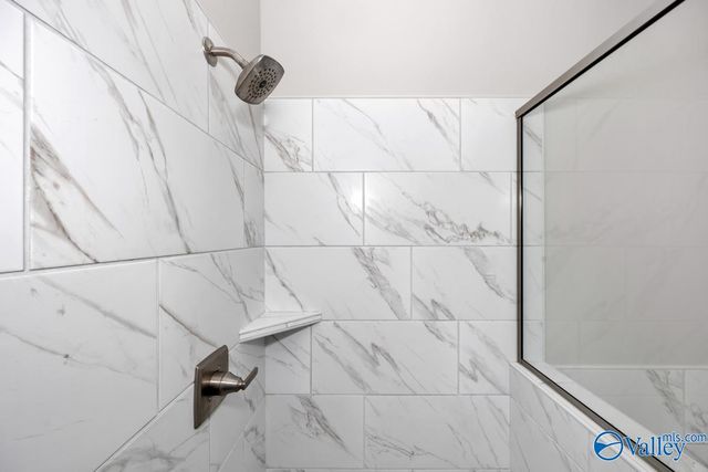 32 Pine Street NW, Huntsville, AL 35806