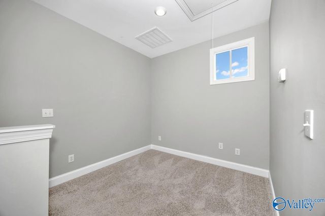 32 Pine Street NW, Huntsville, AL 35806