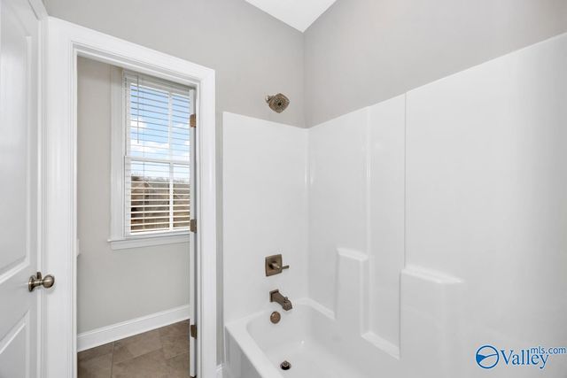 32 Pine Street NW, Huntsville, AL 35806