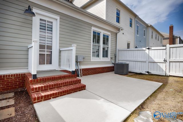 32 Pine Street NW, Huntsville, AL 35806