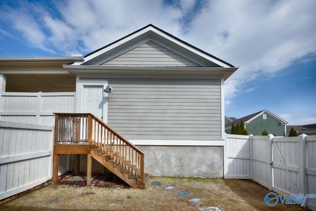 32 Pine Street NW, Huntsville, AL 35806