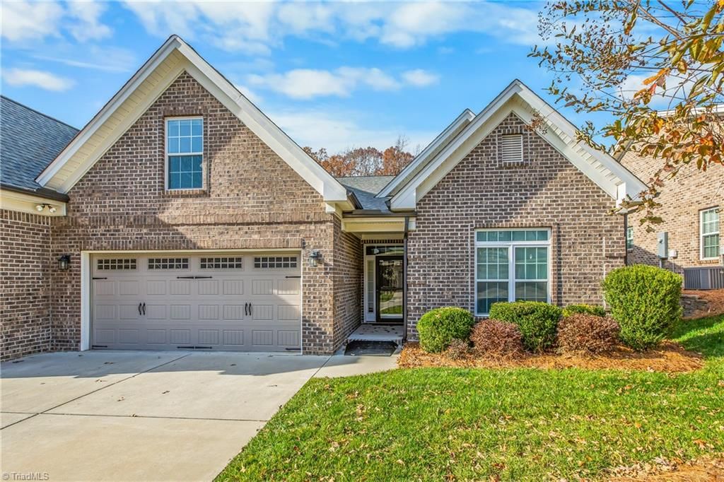 1304 Suzanne Lane, Lexington, NC 27295