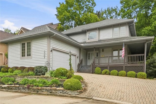 2140 Hidden Woods Boulevard, Beavercreek, OH 45431