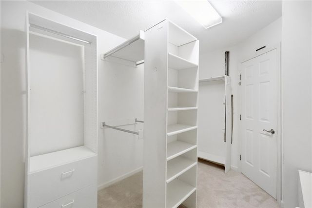 2140 Hidden Woods Boulevard, Beavercreek, OH 45431