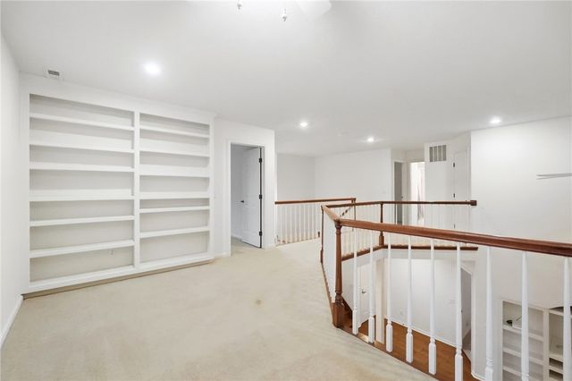 2140 Hidden Woods Boulevard, Beavercreek, OH 45431