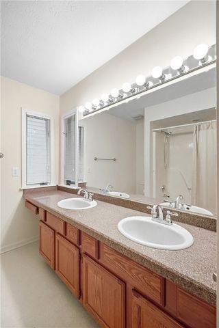 2140 Hidden Woods Boulevard, Beavercreek, OH 45431
