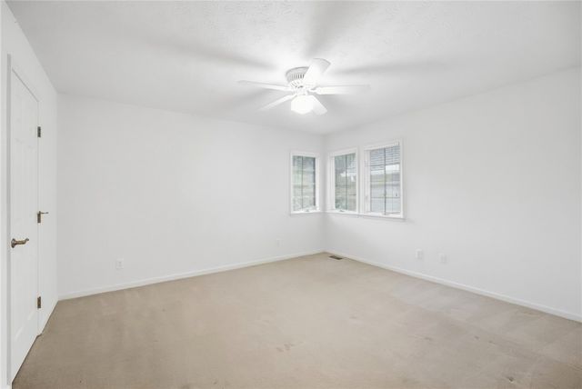 2140 Hidden Woods Boulevard, Beavercreek, OH 45431