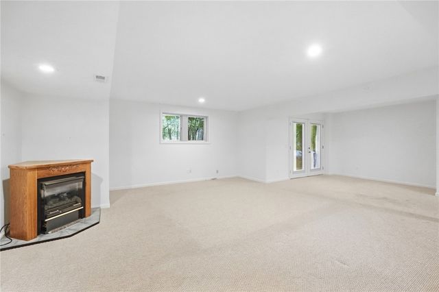2140 Hidden Woods Boulevard, Beavercreek, OH 45431