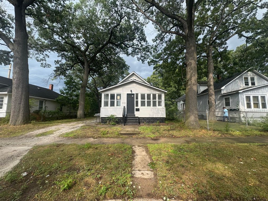 2933 Baker Street, Muskegon Heights City, MI 49444