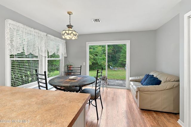 31 Redhook Bay Drive, Toms River, NJ 08757