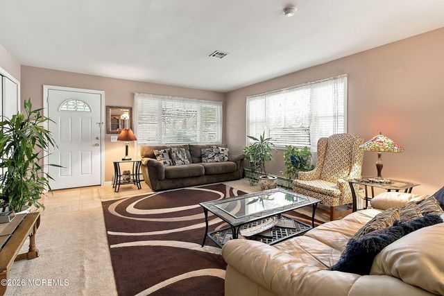 31 Redhook Bay Drive, Toms River, NJ 08757