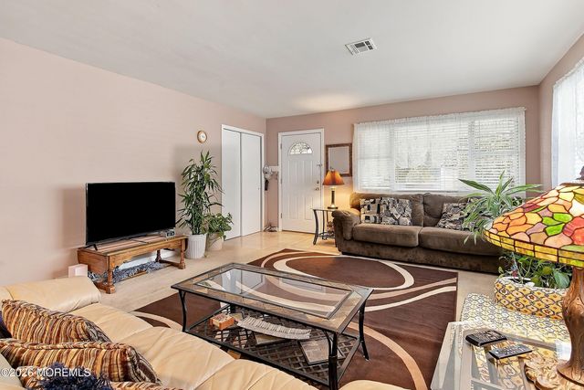 31 Redhook Bay Drive, Toms River, NJ 08757