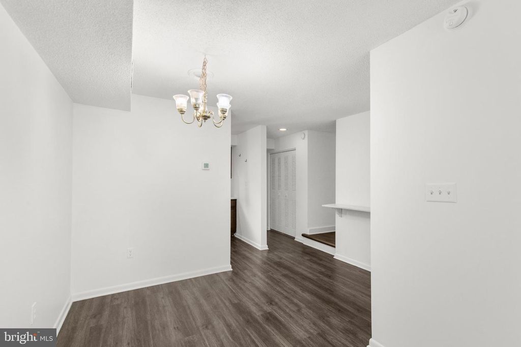 Image 18 of property listing at 228 CANAL DR #G-208, Salisbury, MD 21804