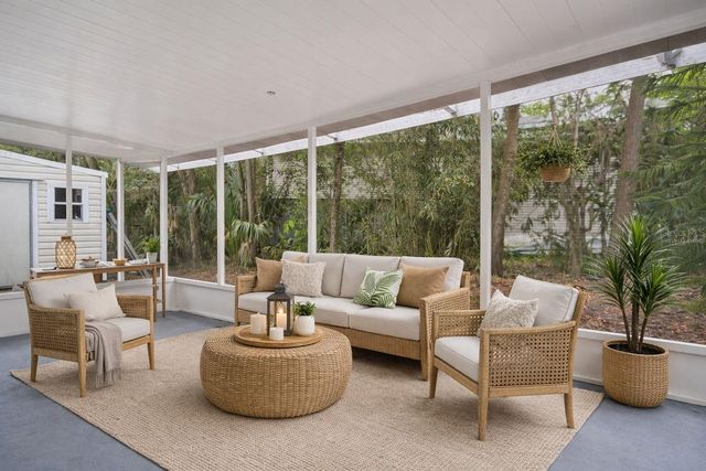 4489 FISHMAN AVENUE, Weeki Wachee, FL 34607