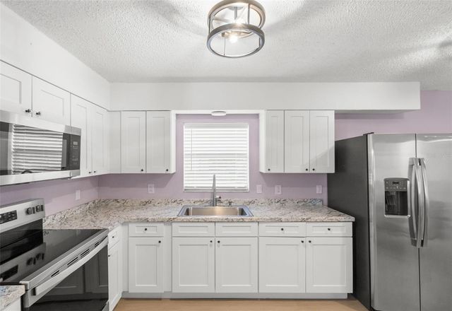 4489 FISHMAN AVENUE, Weeki Wachee, FL 34607