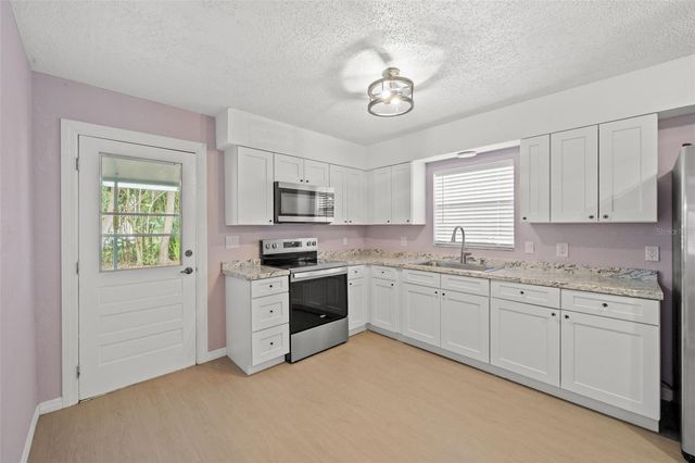 4489 FISHMAN AVENUE, Weeki Wachee, FL 34607