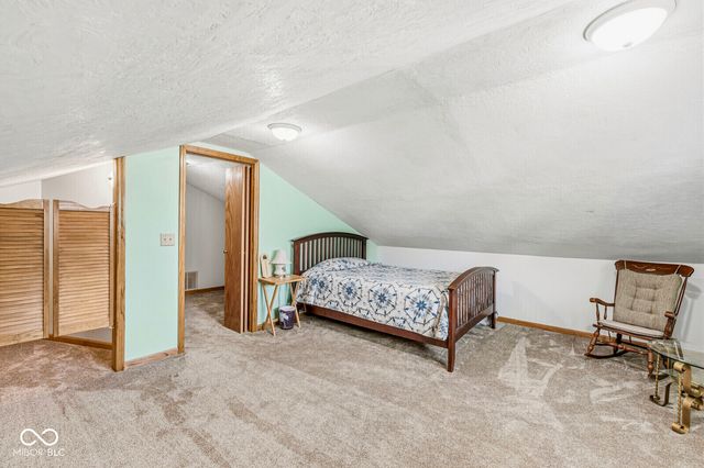 105 W Pierce, Whitestown, IN 46075