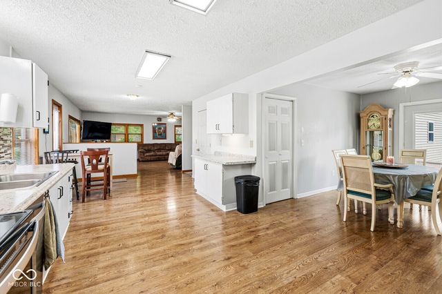 105 W Pierce, Whitestown, IN 46075