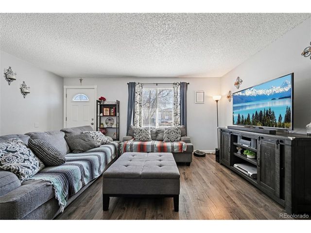 7155 S Dover Ct, Littleton, CO 80128