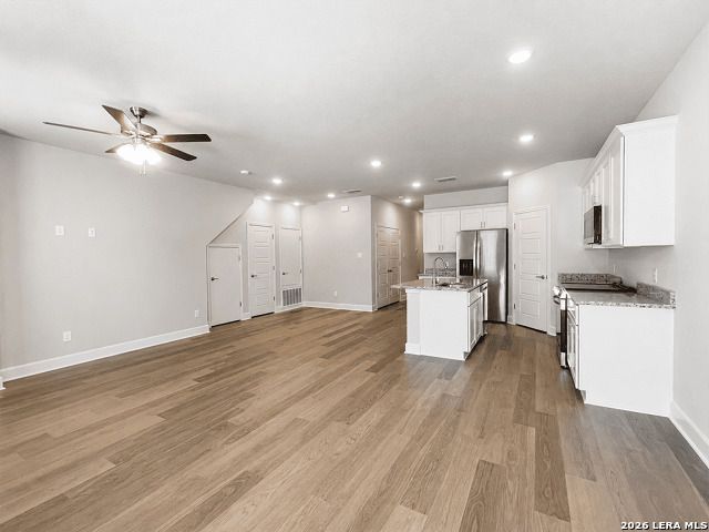 7142 Magnolia Crk Unit 101, San Antonio, TX 78252