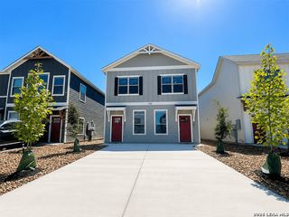 7142 Magnolia Crk Unit 101, San Antonio, TX 78252