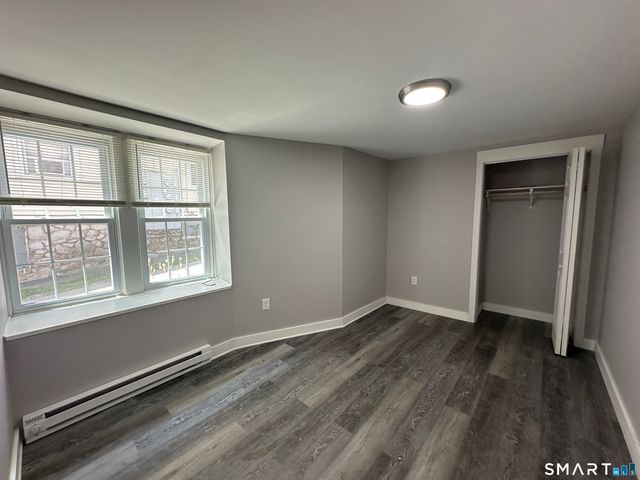 55 Mountain Avenue B, New London, CT 06320