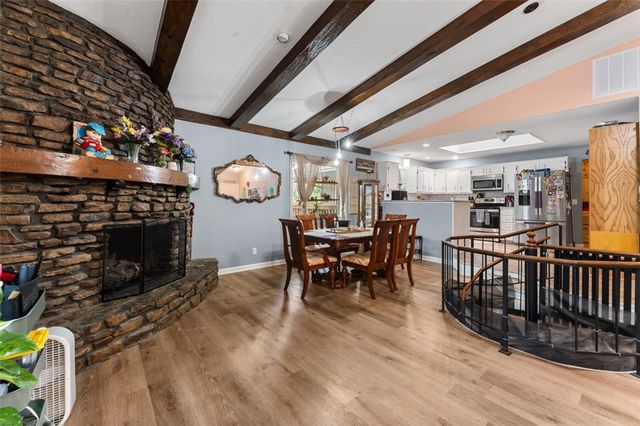 2 Blenheim Lane, Bella Vista, AR 72715
