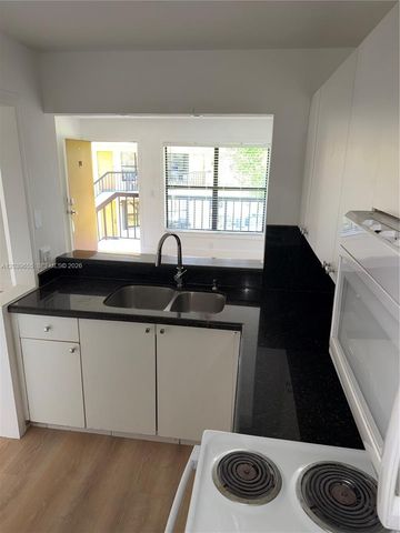 2735 W 66th Street 2123, Hialeah, FL 33016