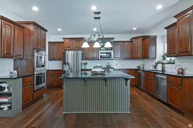 19 W 550 N, Farmington, UT 84025