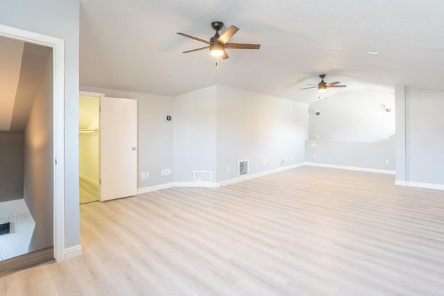 561 Pierce Drive, Clovis, CA 93612