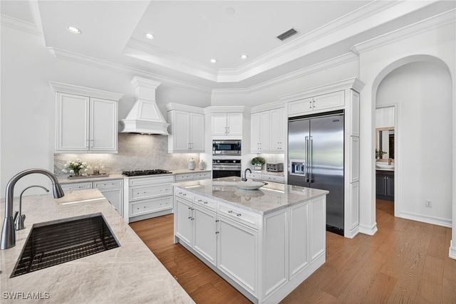 16515 BUONASERA CT, Naples, FL 34110