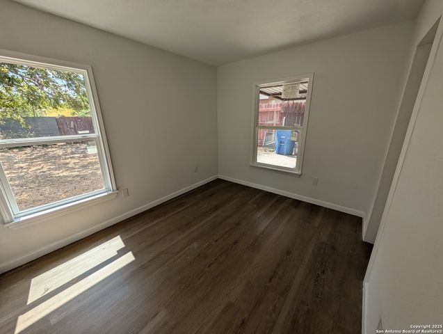 26 Vickers, San Antonio, TX 78211