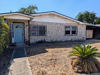 26 Vickers, San Antonio, TX 78211