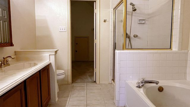3224 Plumstead Drive, Dallas, TX 75228