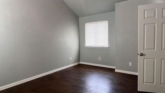 3224 Plumstead Drive, Dallas, TX 75228