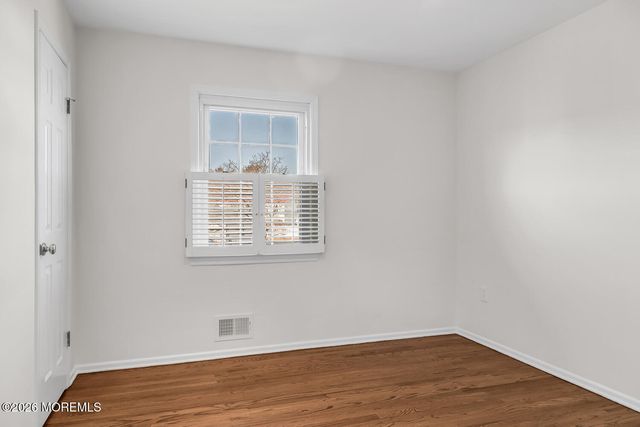 7 Meadow Court, Hazlet, NJ 07730