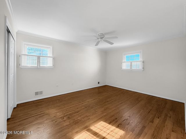 7 Meadow Court, Hazlet, NJ 07730