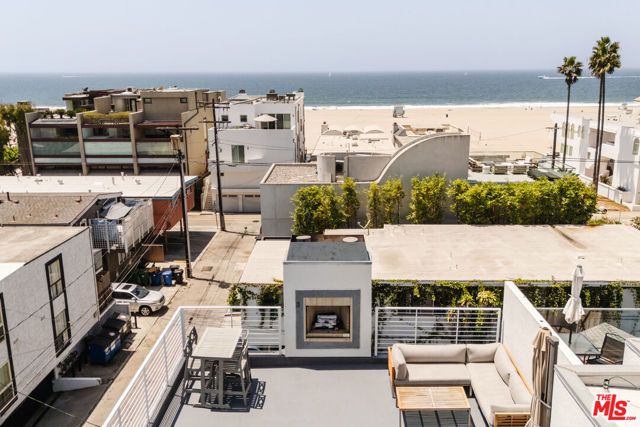 34 Galleon Street, Marina Del Rey, CA 90292
