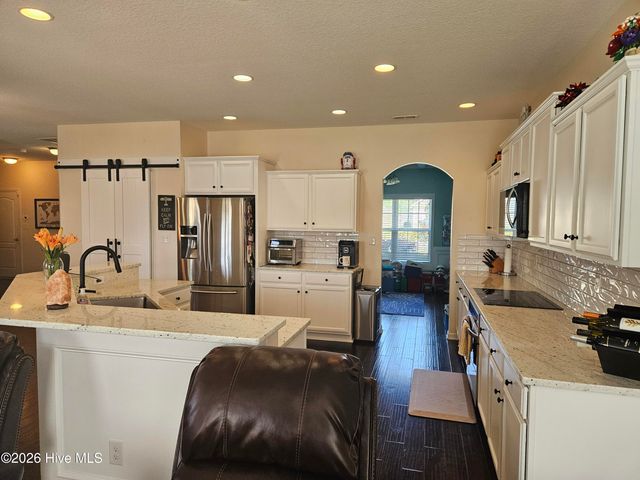 403 Derrick Drive, Sneads Ferry, NC 28460