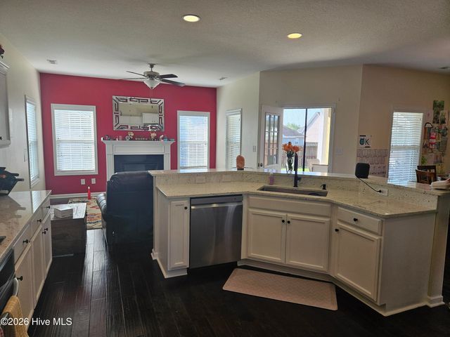403 Derrick Drive, Sneads Ferry, NC 28460